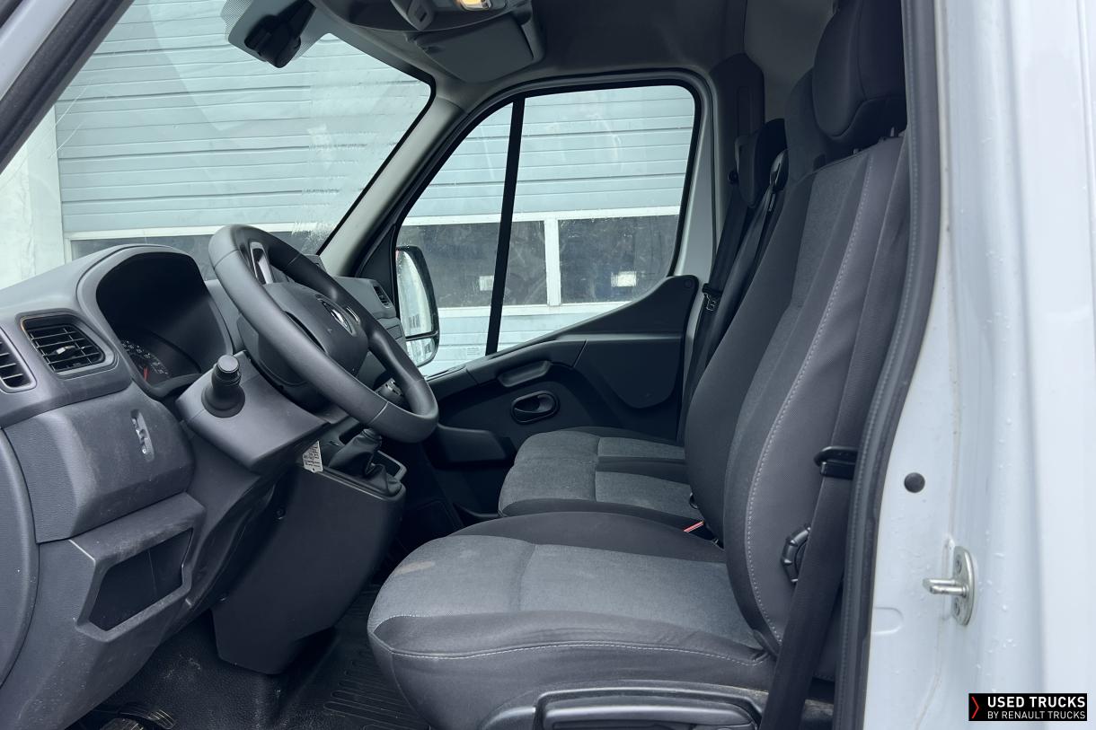 Renault Master 150