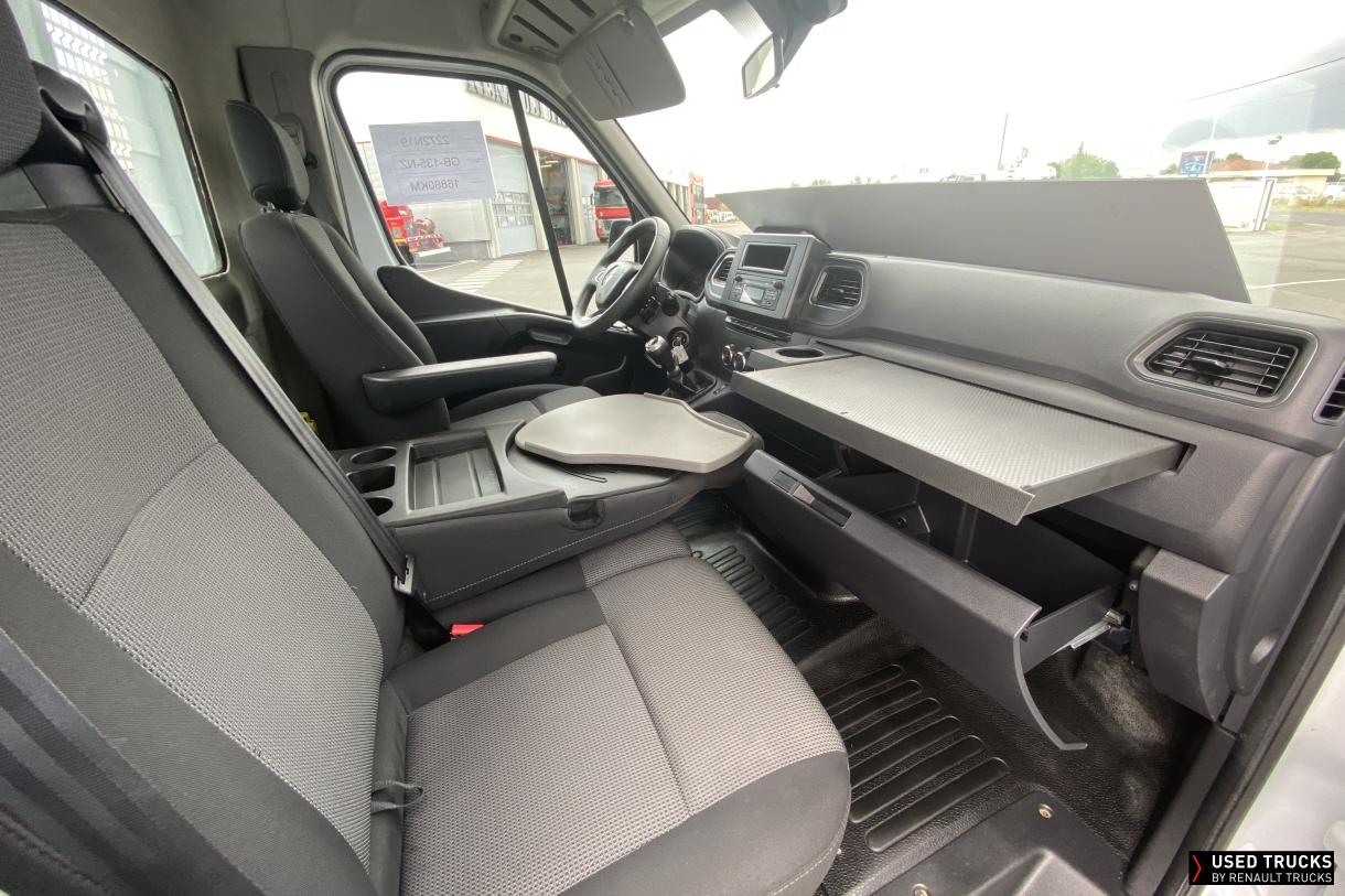 Renault Master 130