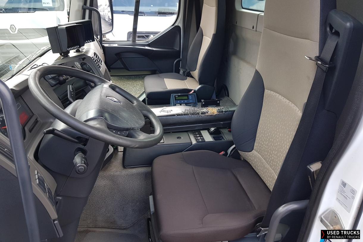 Renault Trucks Premium Distribution 340