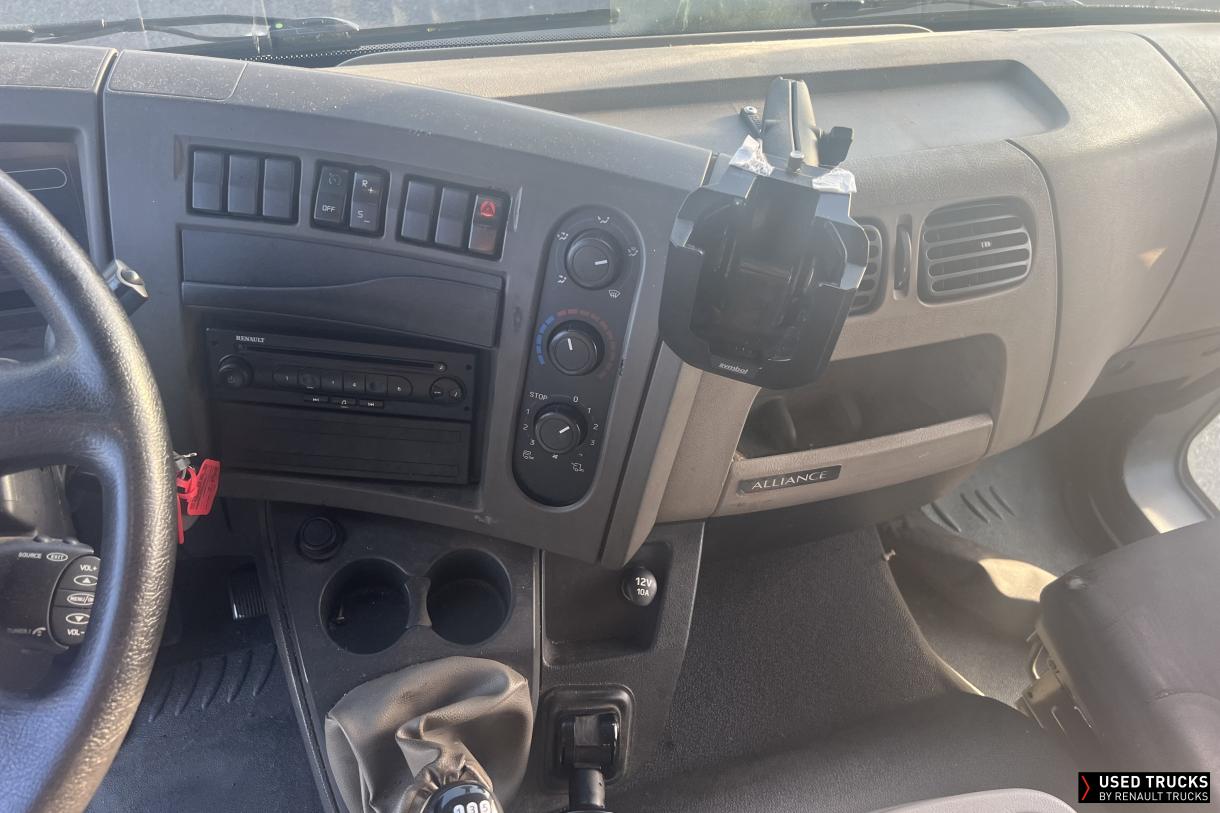 Renault Trucks Midlum 220