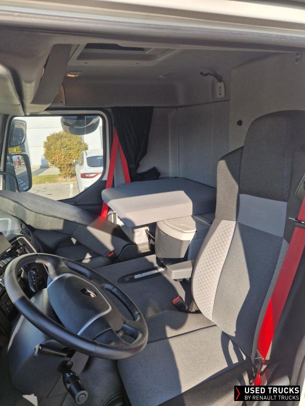 Renault Trucks D 240