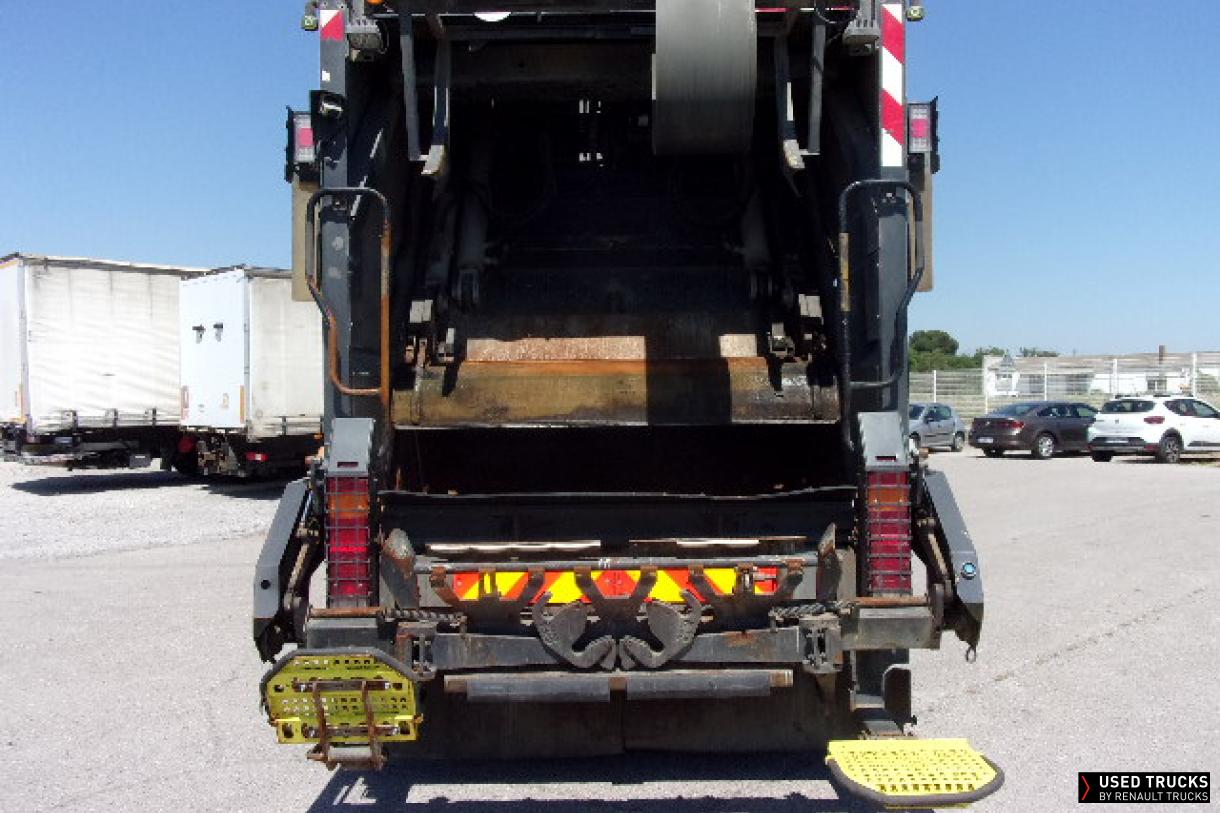 Renault Trucks Premium 180