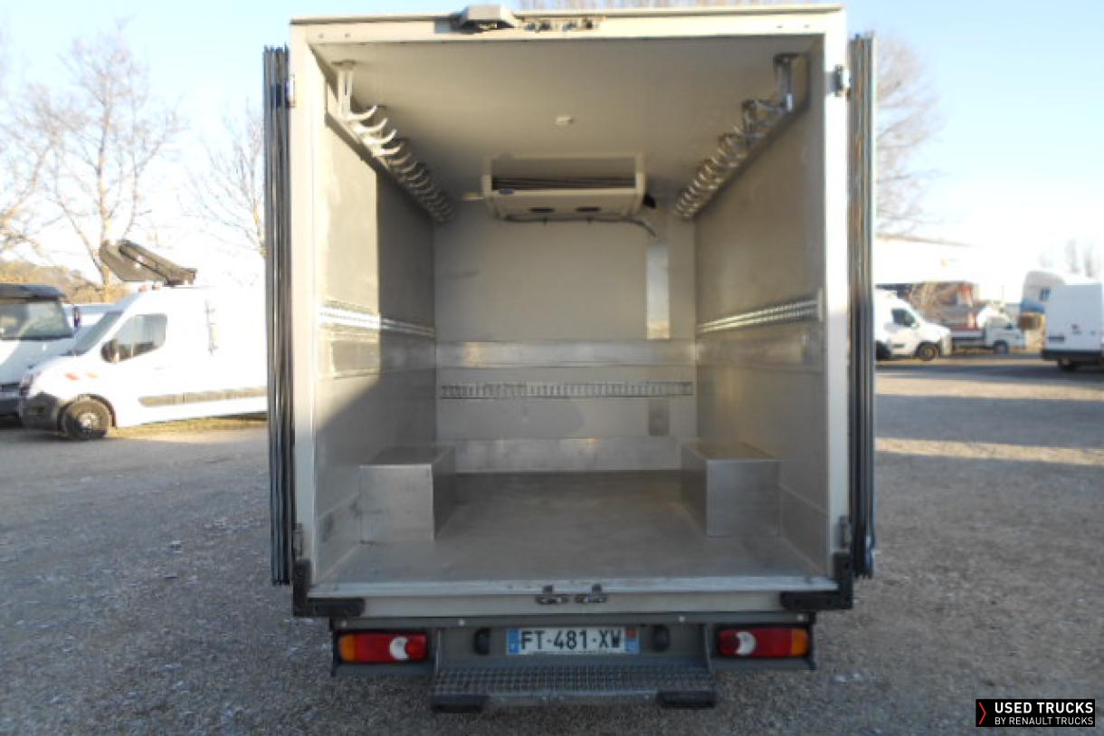 Renault Trucks Master 