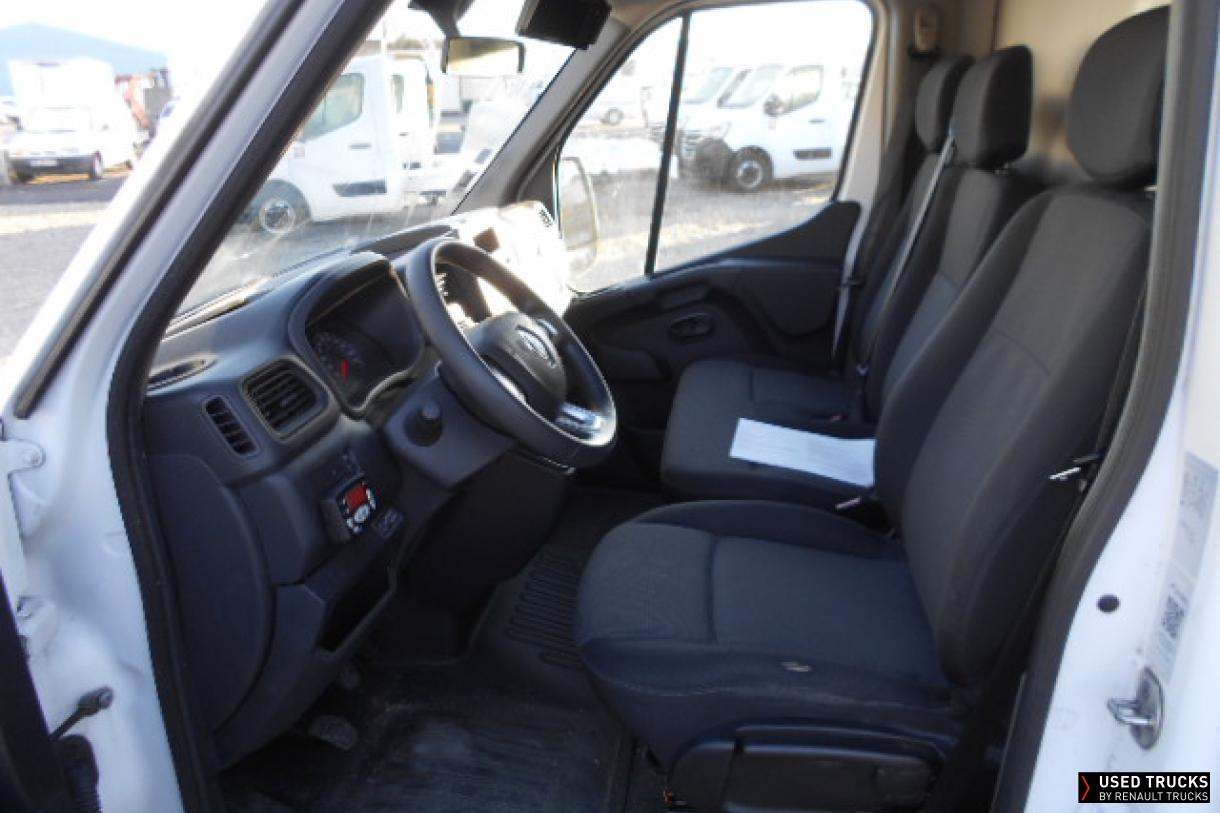 Renault Trucks Master 