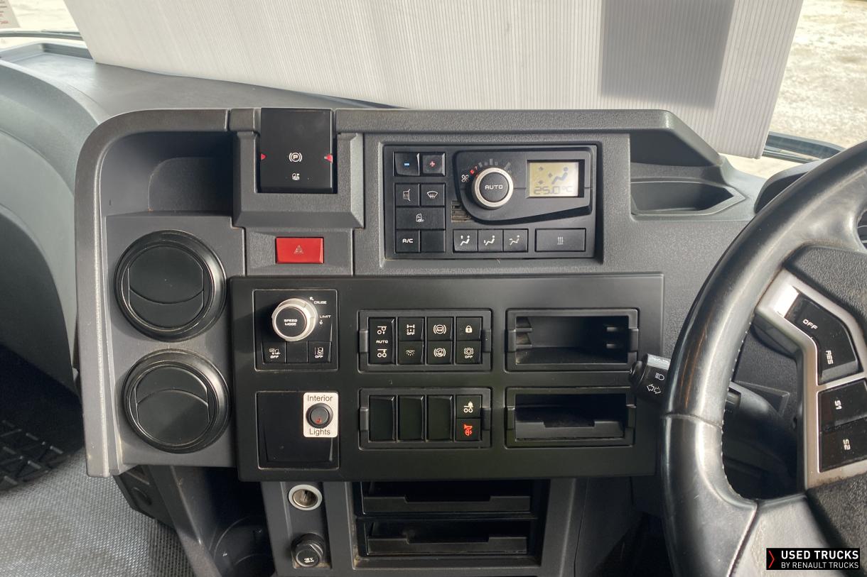Renault Trucks T 380