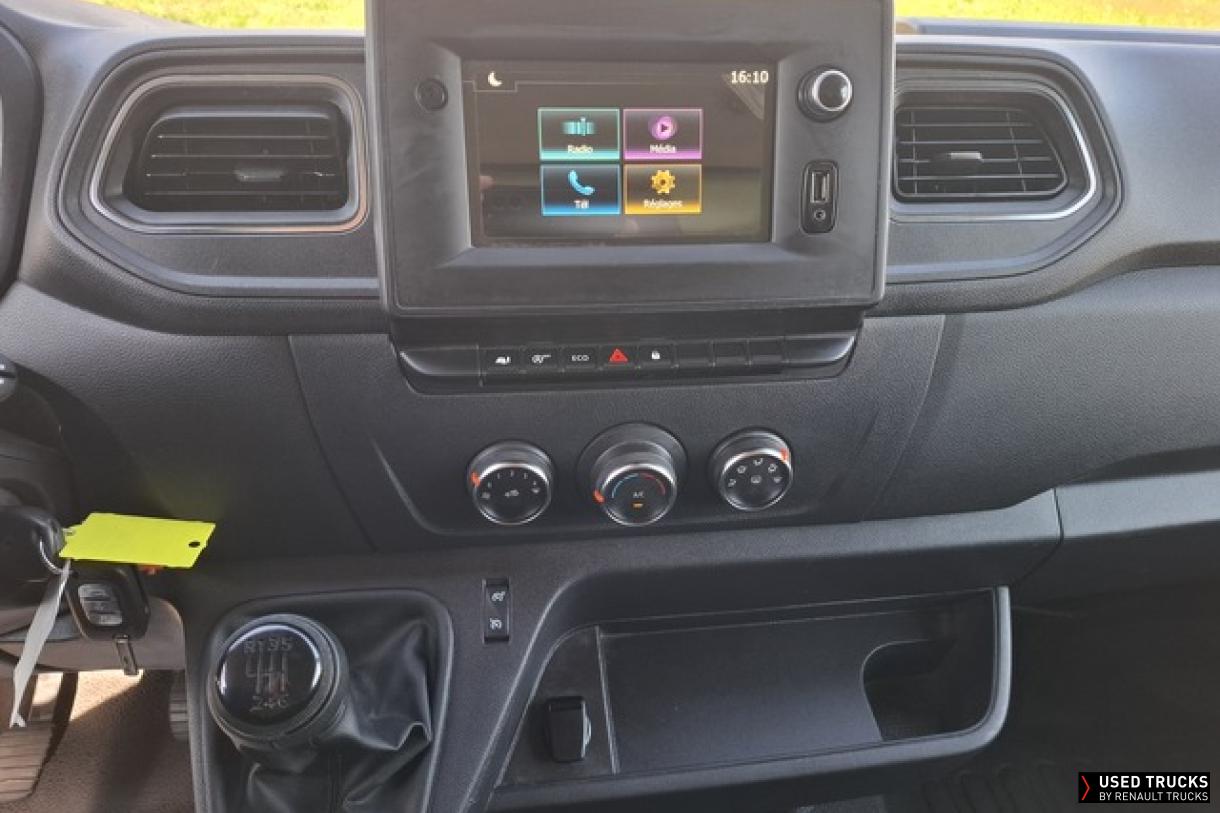 Renault Master 145