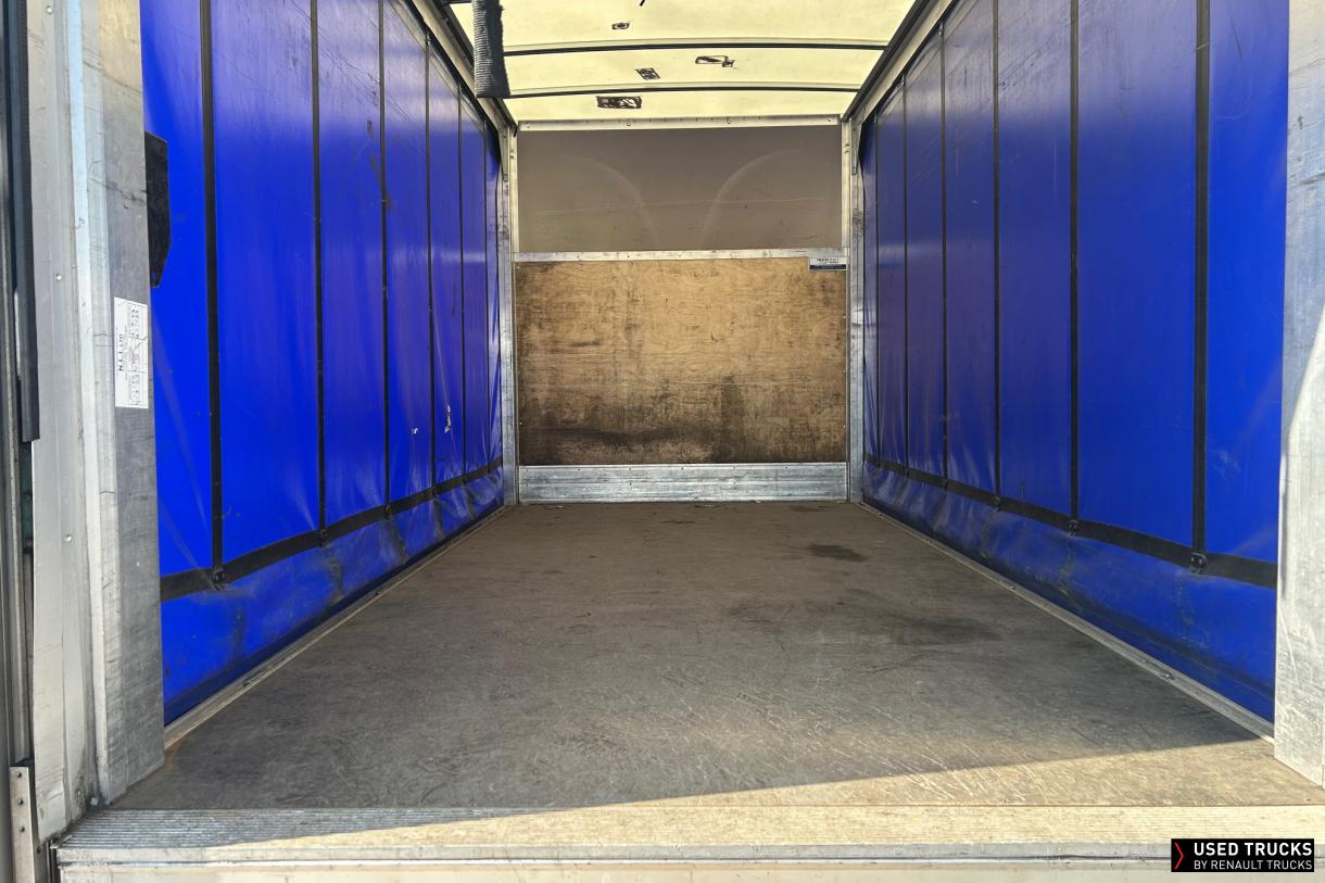 Renault Trucks Master 
