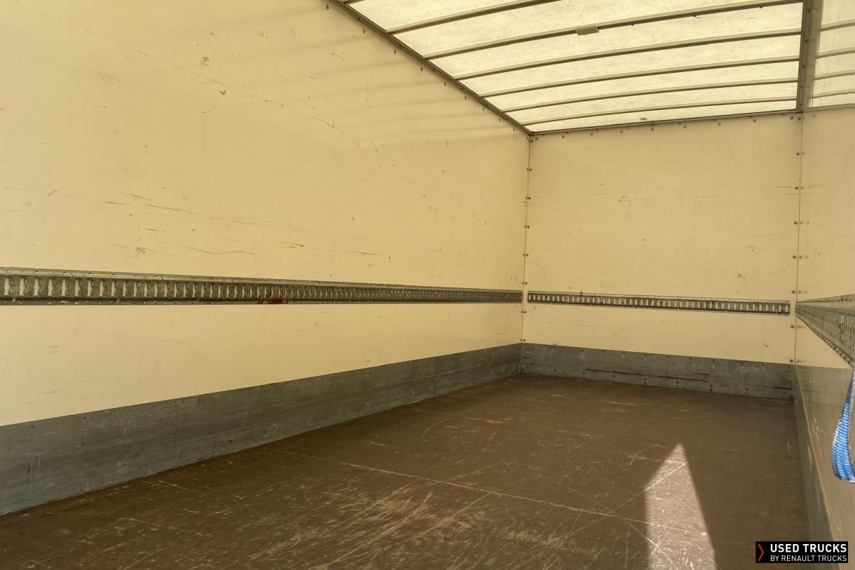 Renault Trucks D 250