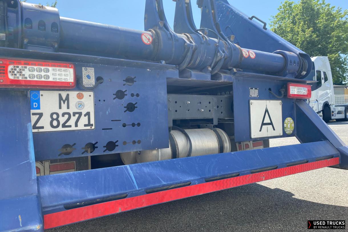 Renault Trucks D Wide 