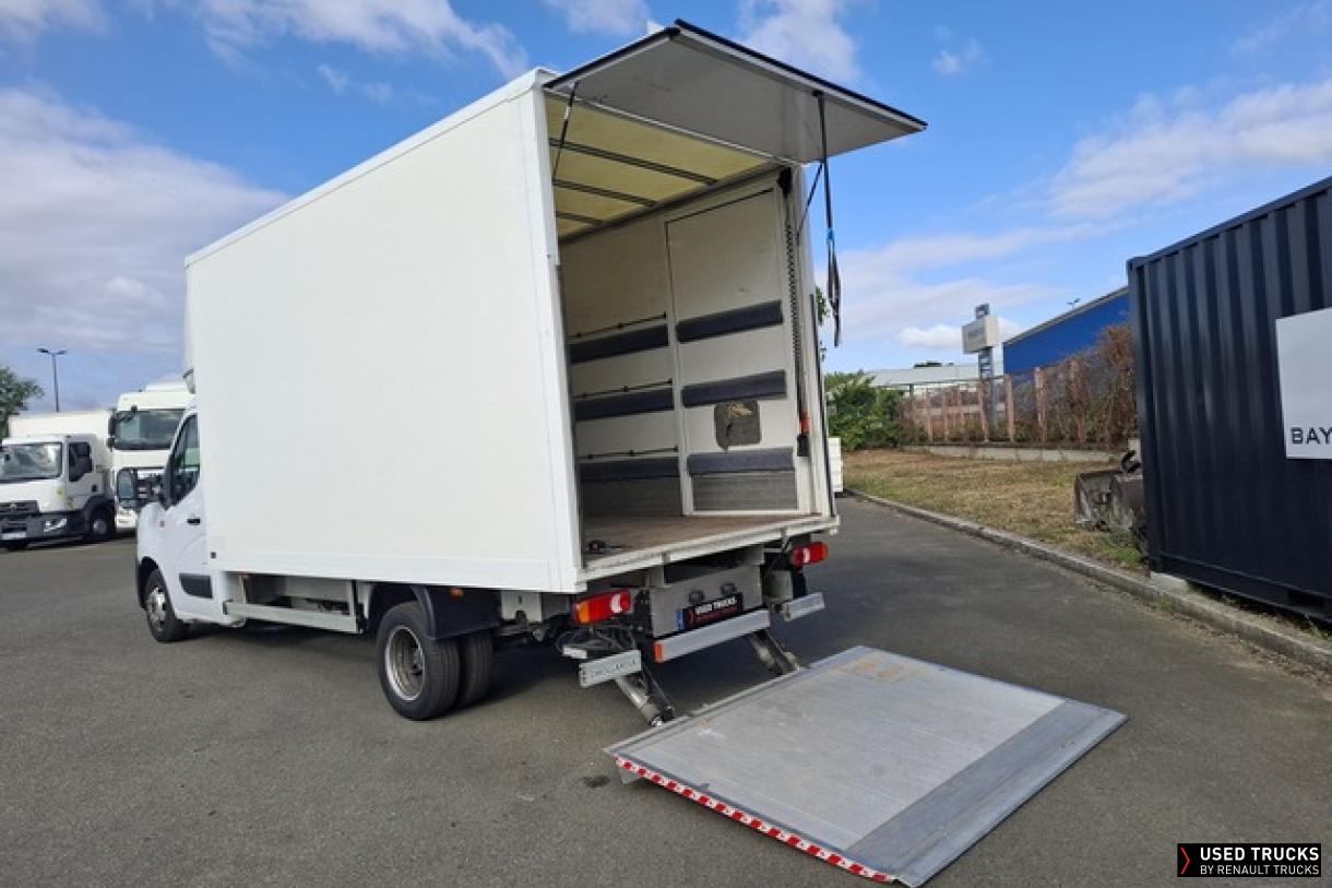 Renault Trucks Master 