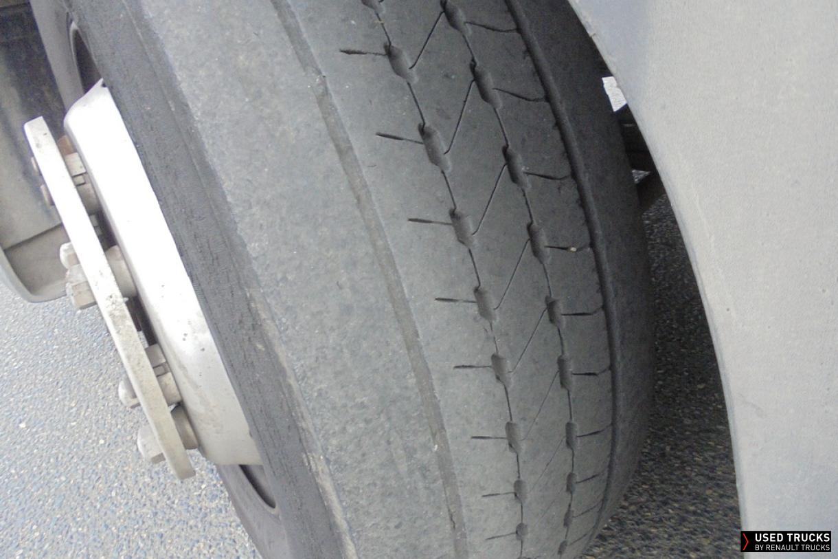 Renault Trucks D 280