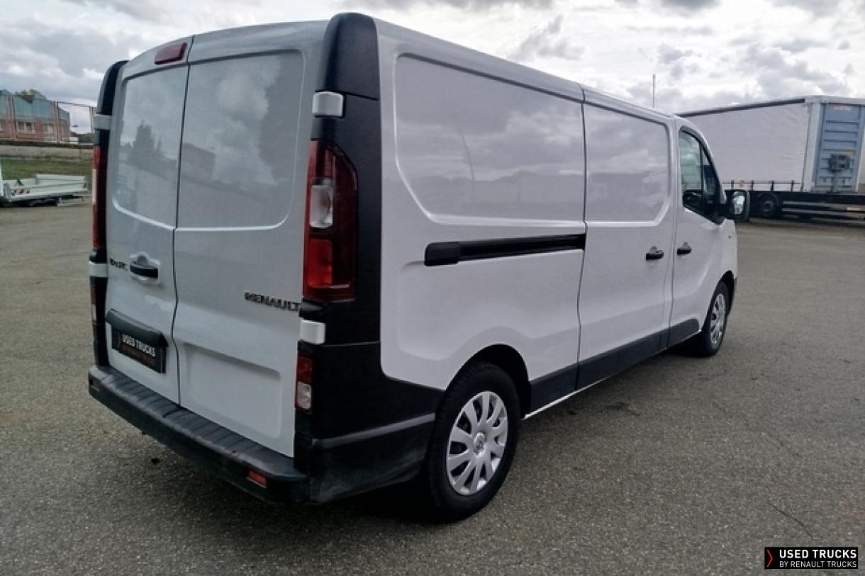 Renault Trafic 145