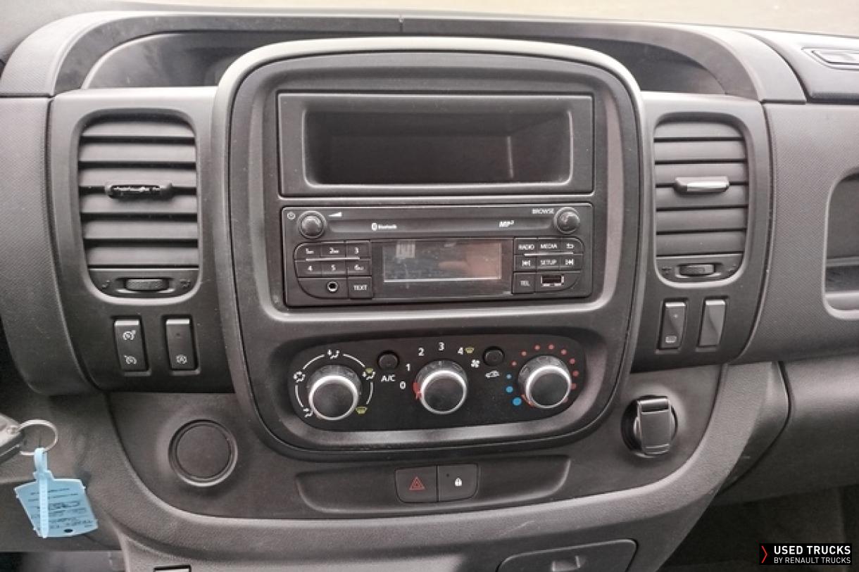 Renault Trafic 145