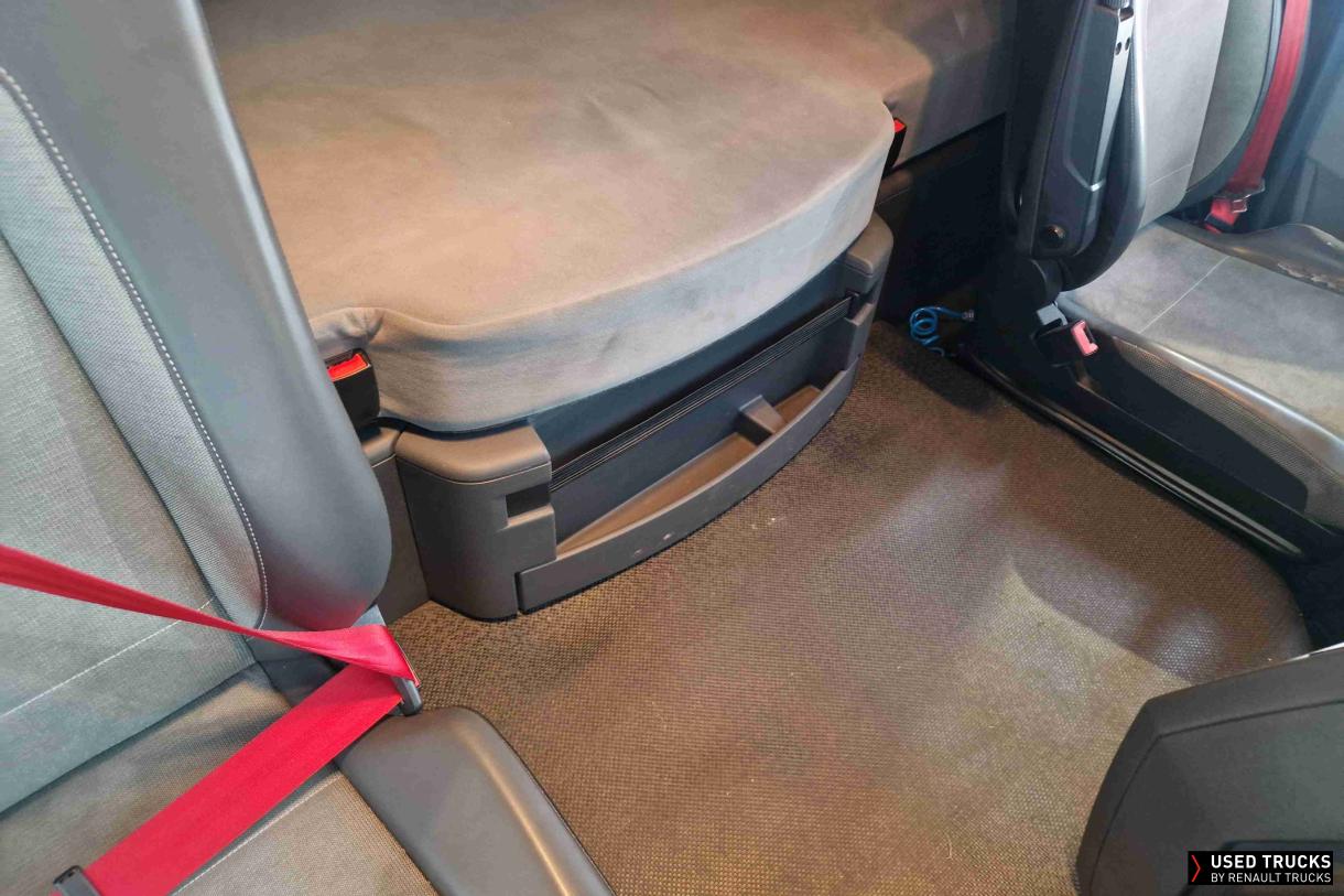 Renault Trucks T 440