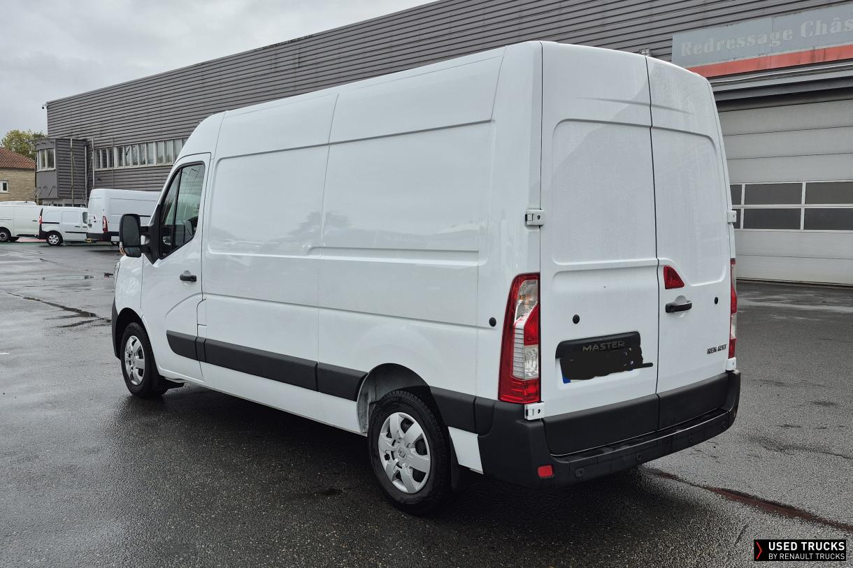 Renault Trucks Master 135
