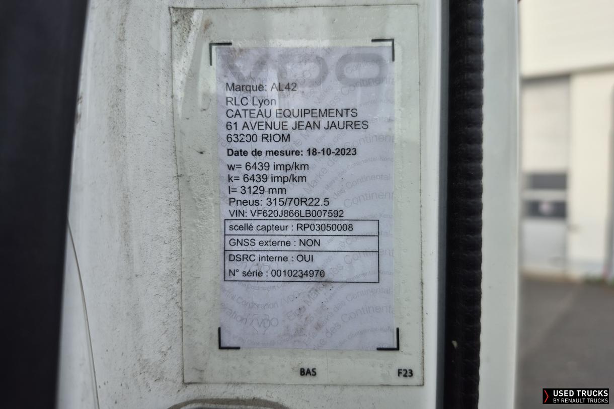 Renault Trucks D Wide 320