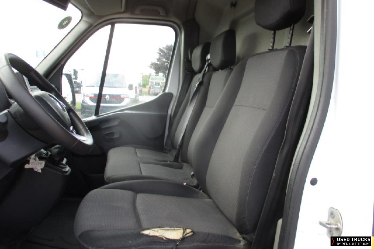 Renault Trucks Master 165