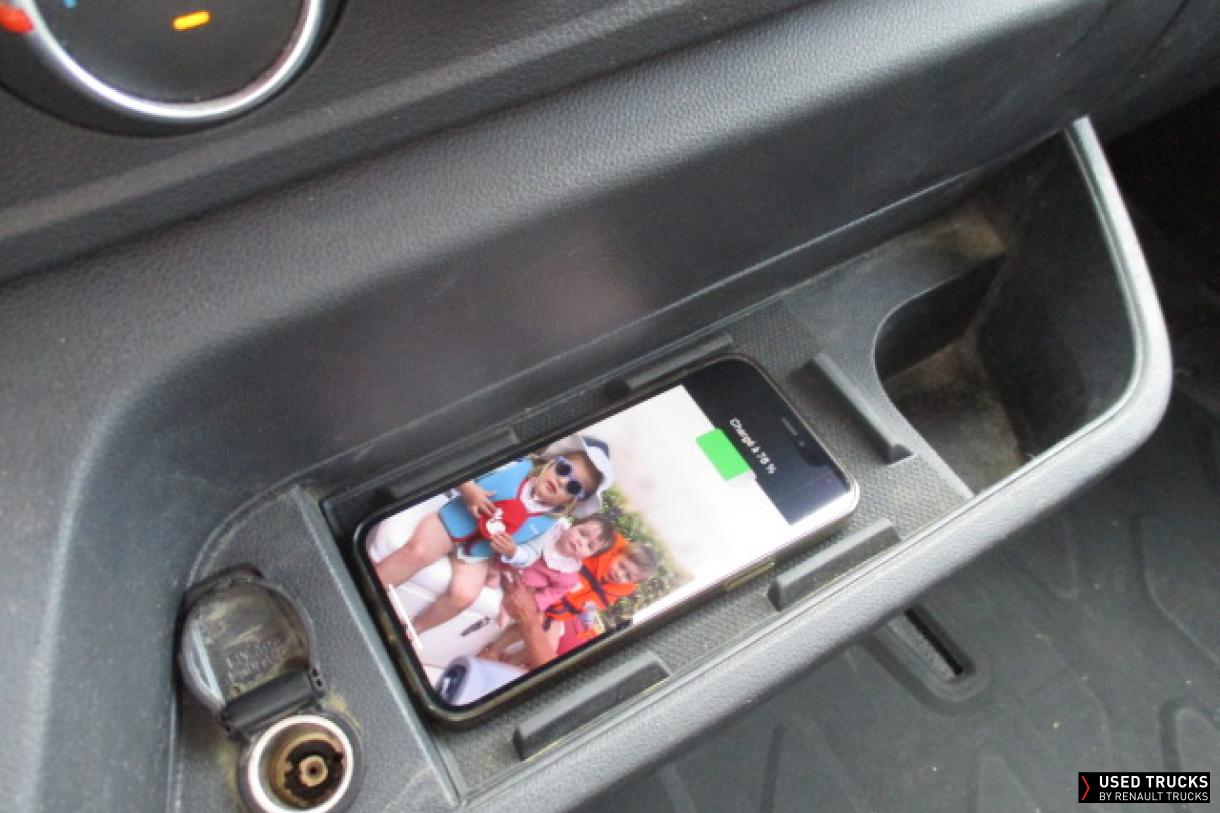 Renault Trucks Master 165