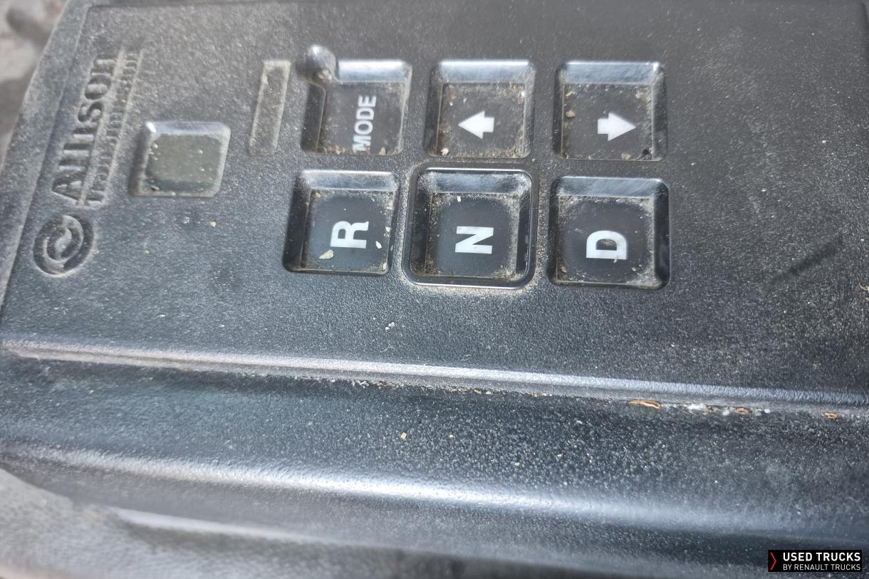 Renault Trucks Premium 180