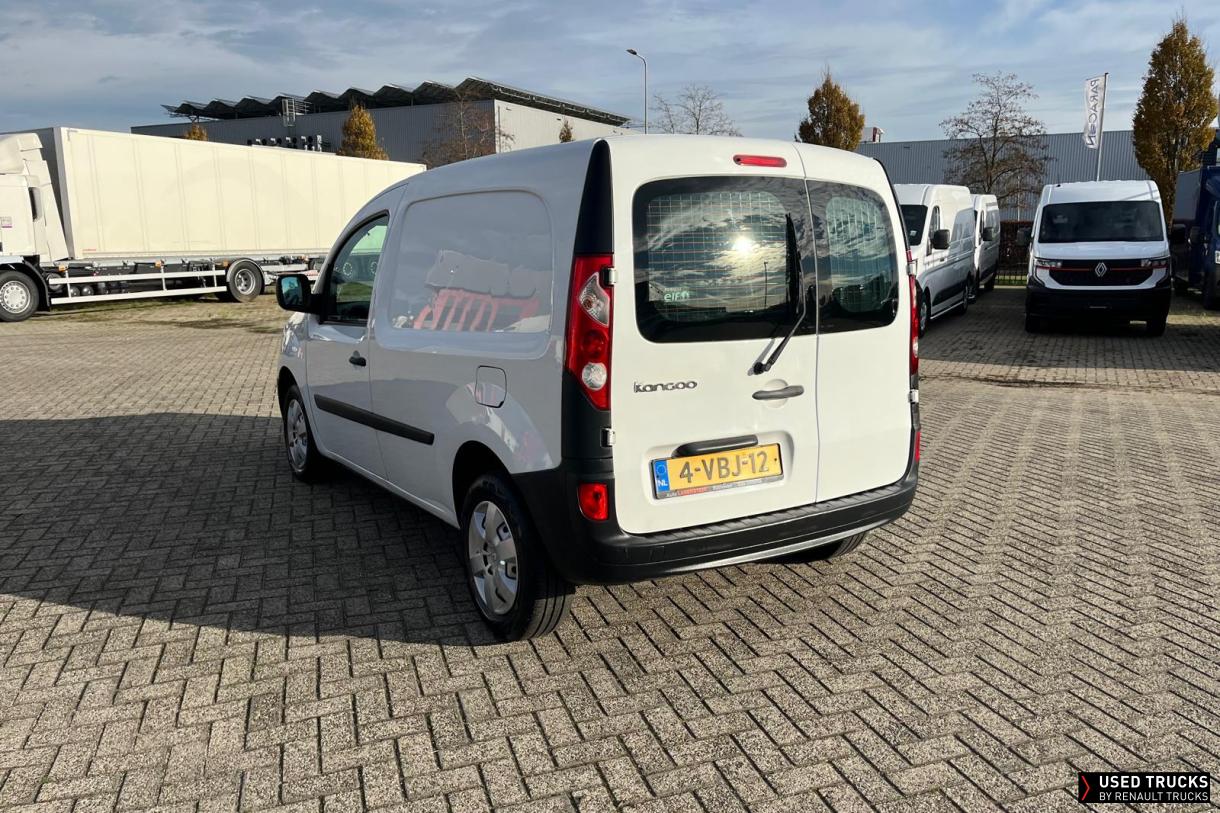 Renault Trucks Kangoo 106