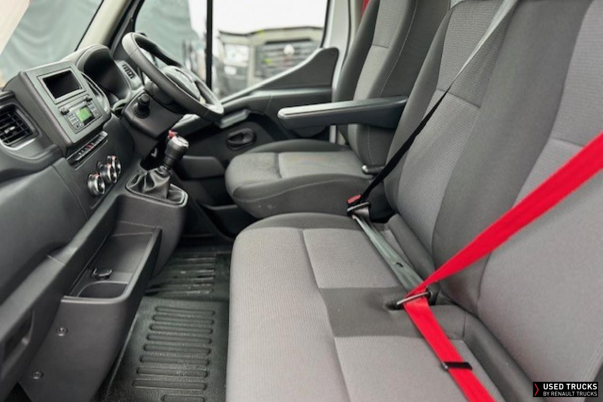 Renault Trucks Master 145