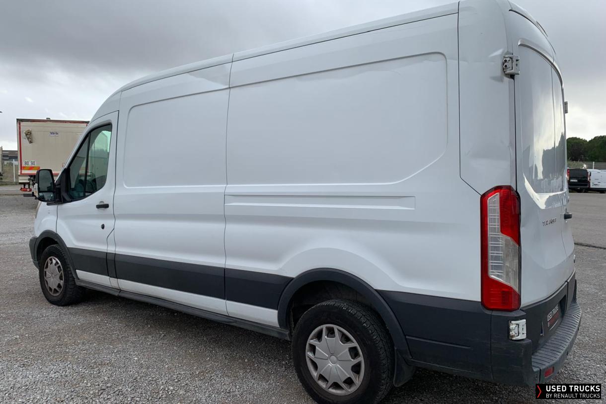 Ford Transit 130