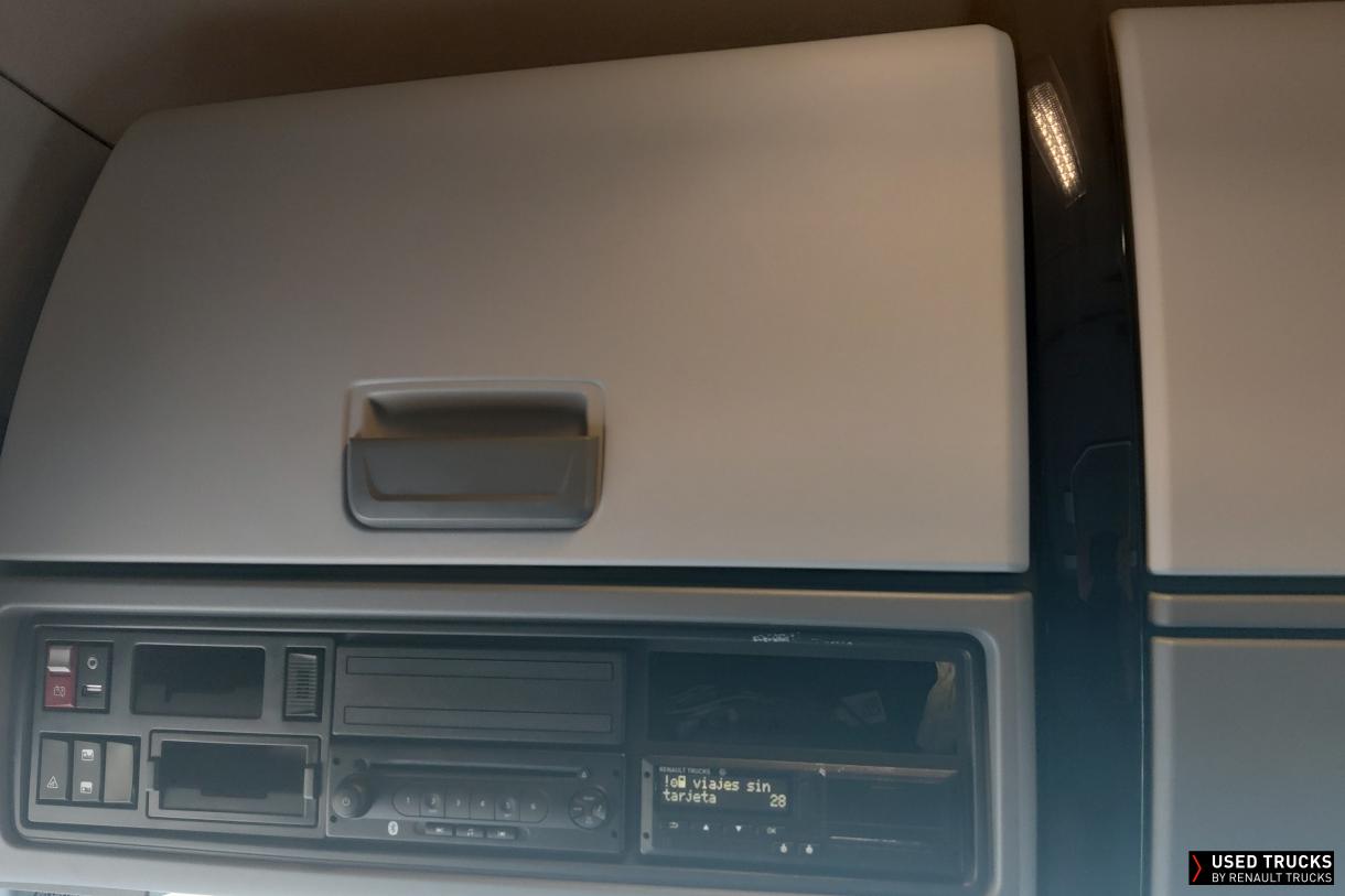 Renault Trucks T High 520