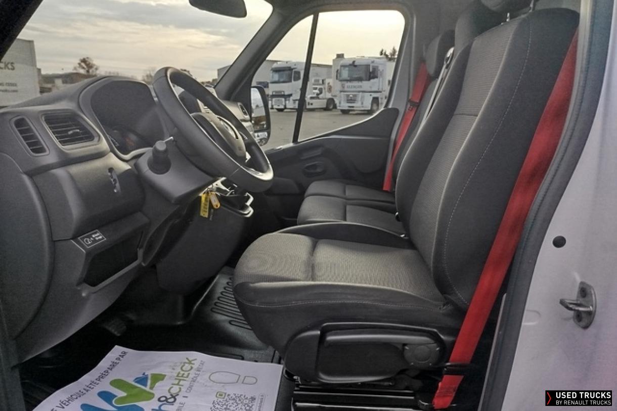 Renault Trucks Master 76