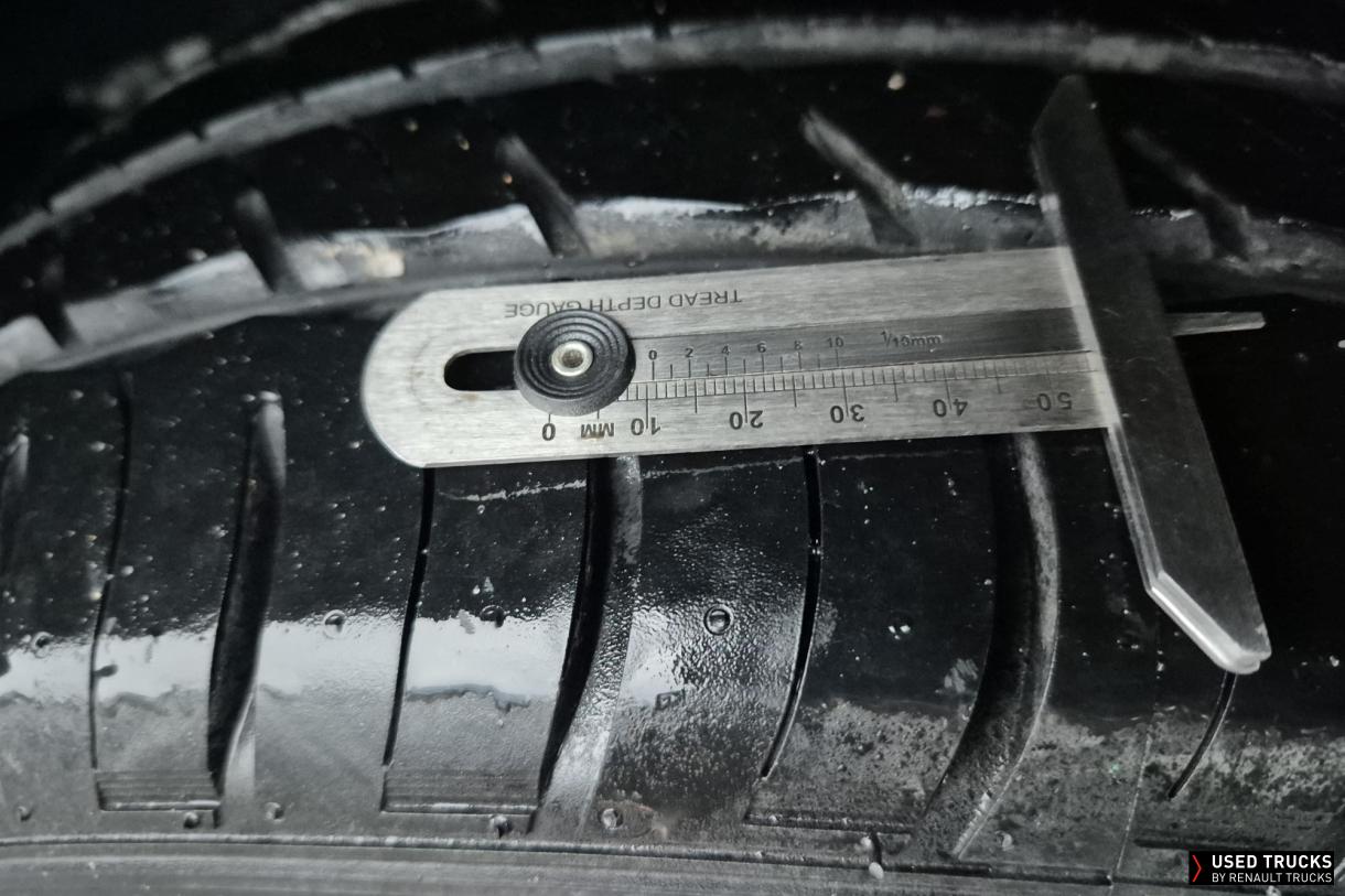 Renault Trucks Master 135