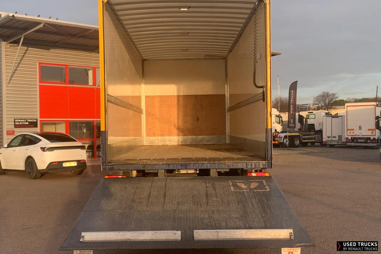 Renault Trucks D 210