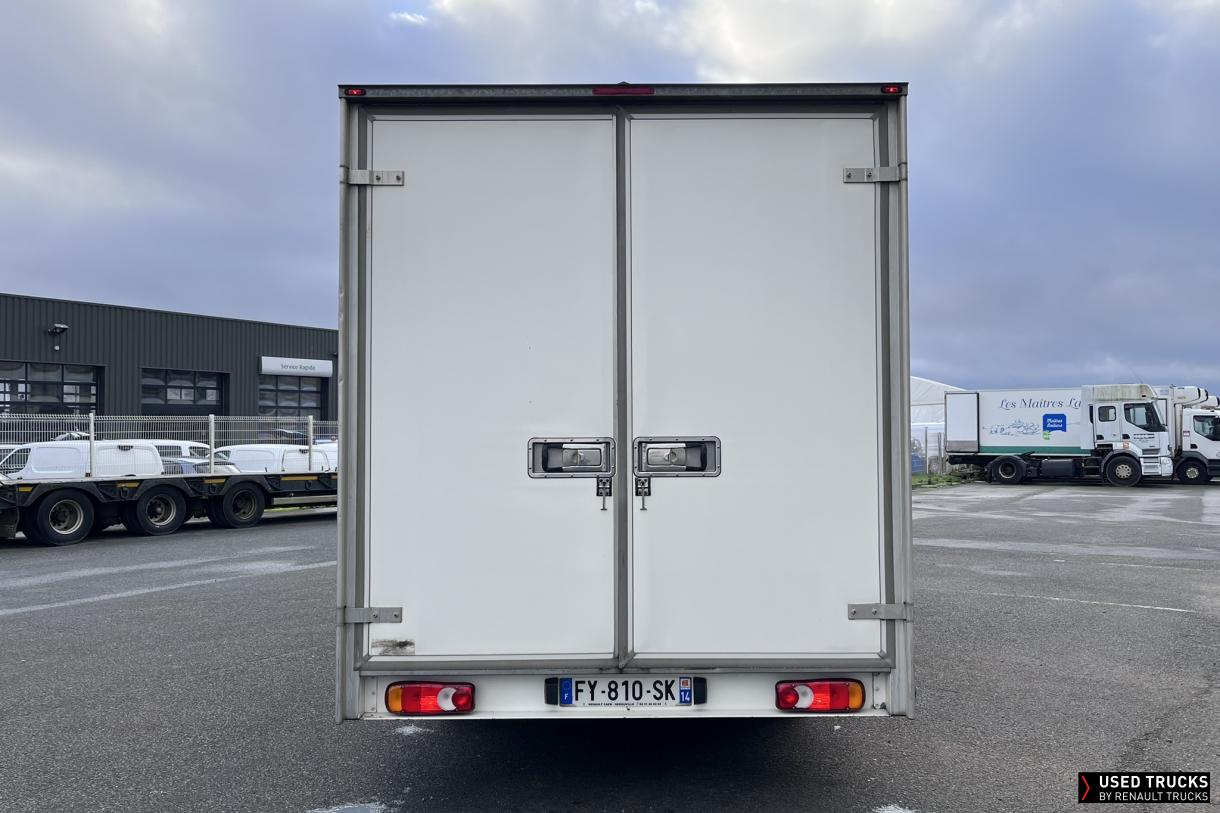 Renault Trucks Master 165