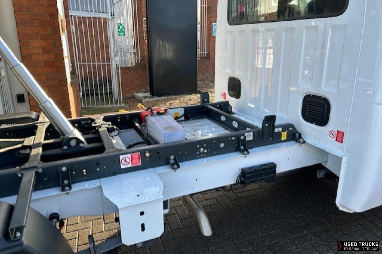 Renault Trucks Master 145