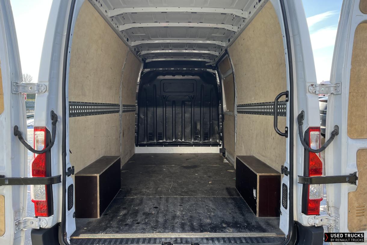 Renault Trucks Master 135