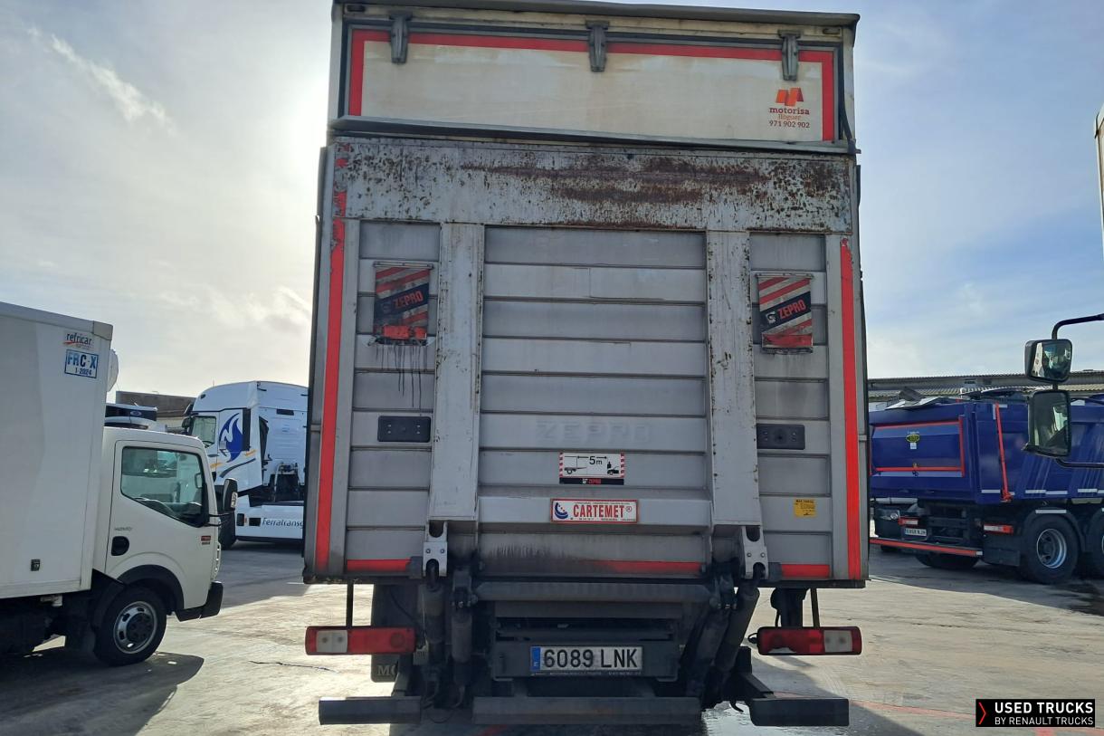 Renault Trucks D Wide 320