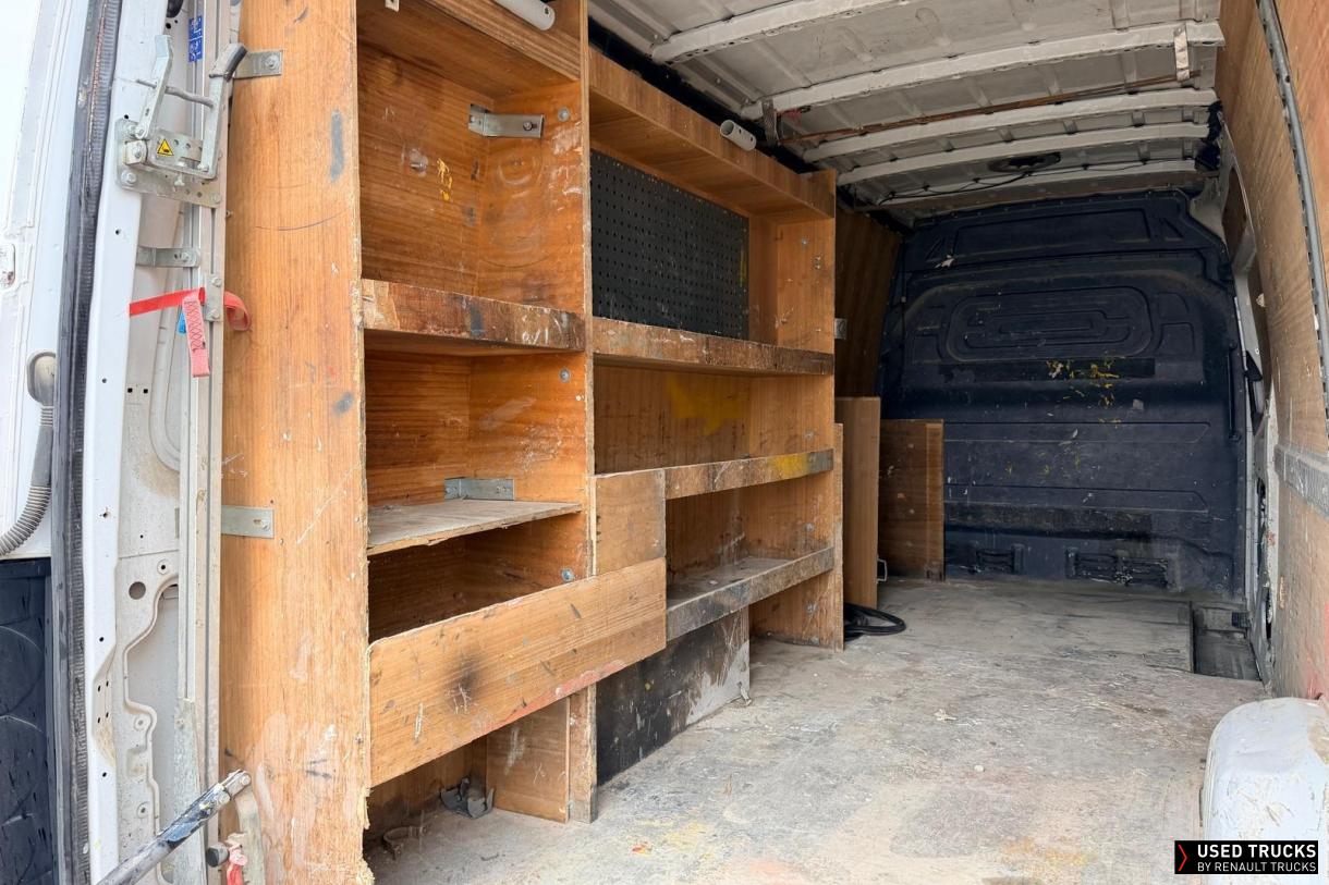 Mercedes-Benz Sprinter 140