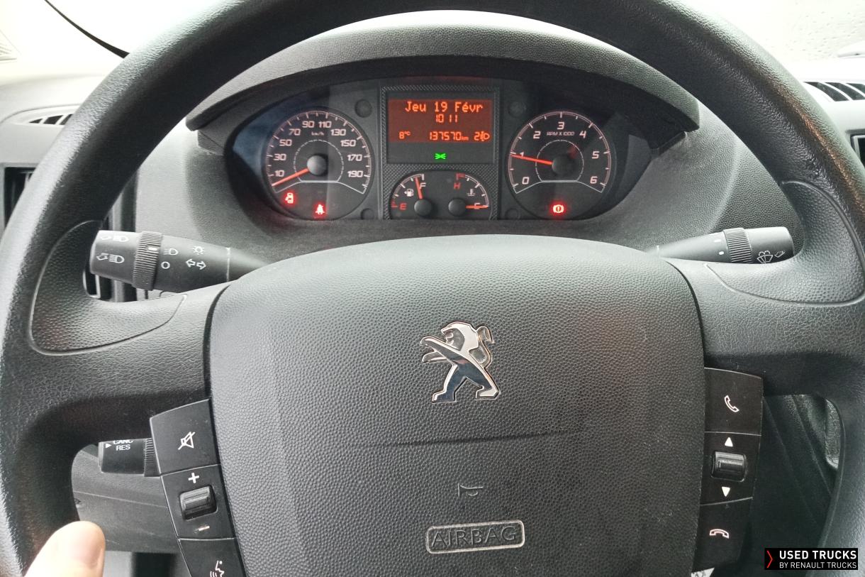Peugeot Boxer 140