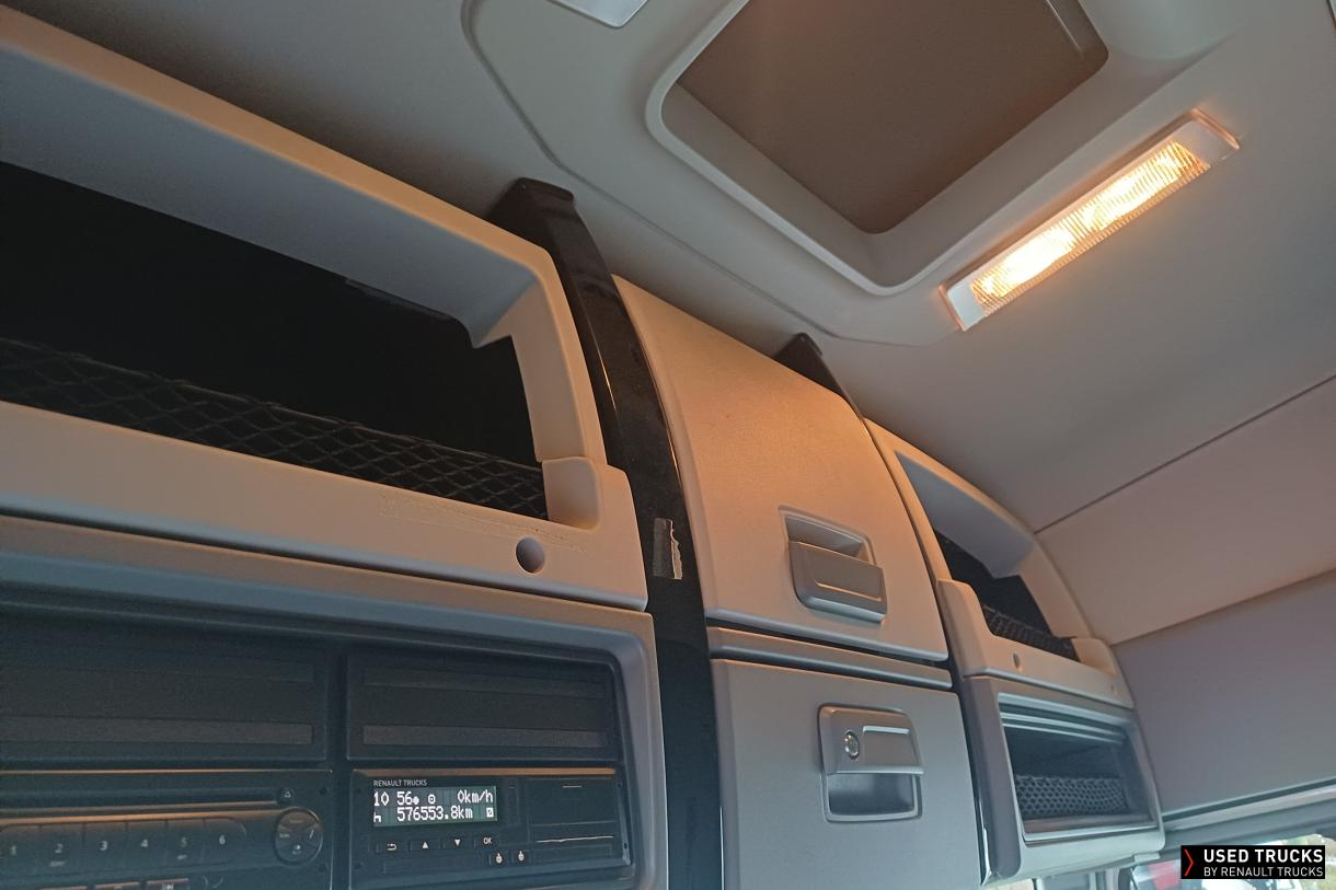 Renault Trucks T 440