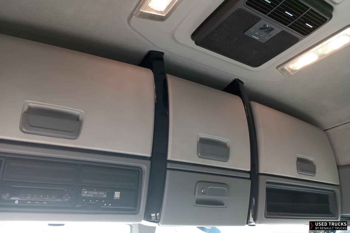 Renault Trucks T 440