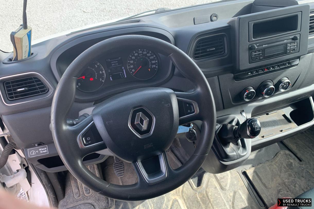 Renault Trucks Master 145