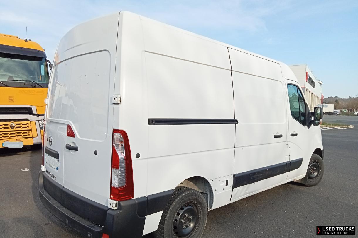 Nissan Interstar 150