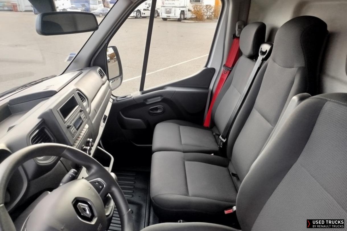 Renault Trucks Master 75