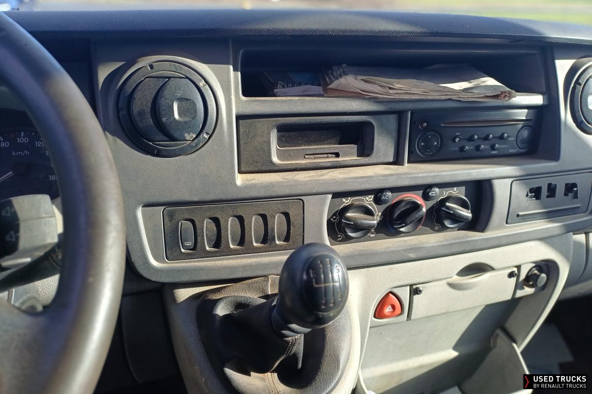 Renault Master 100