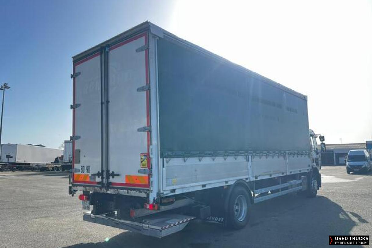 Renault Trucks D Wide 320