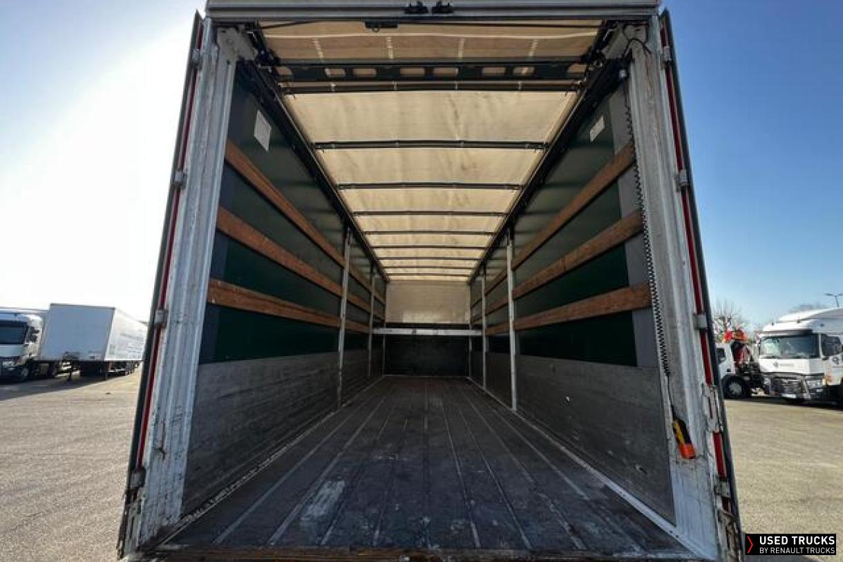 Renault Trucks D Wide 320