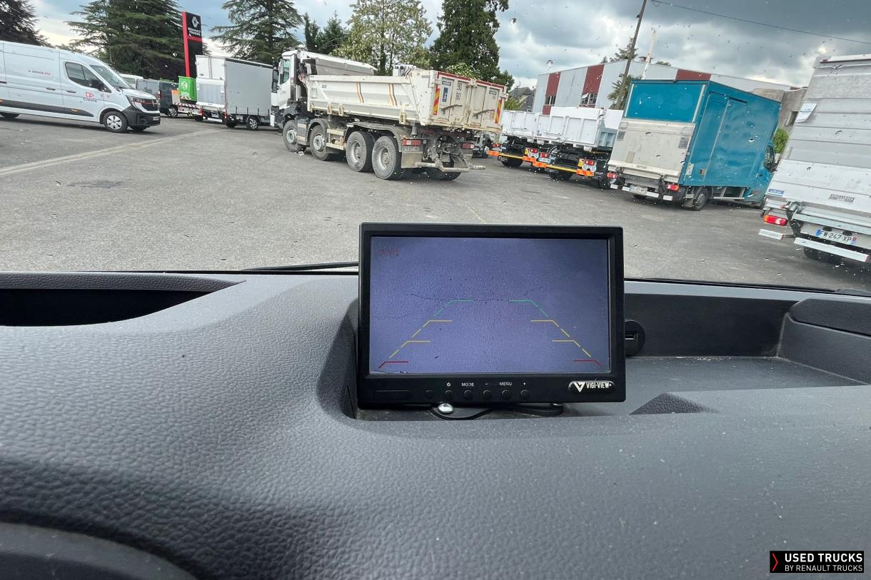 Renault Trucks Master 145