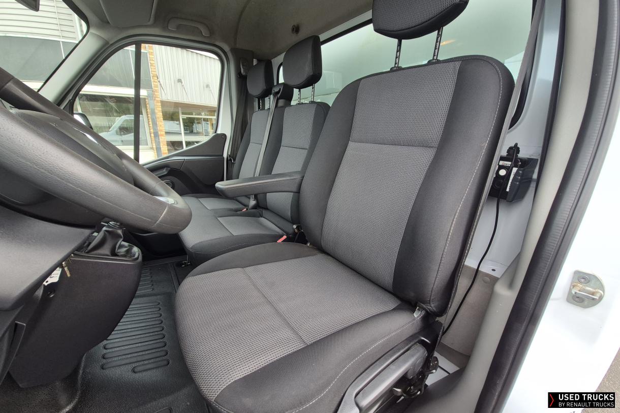 Renault Trucks Master 145