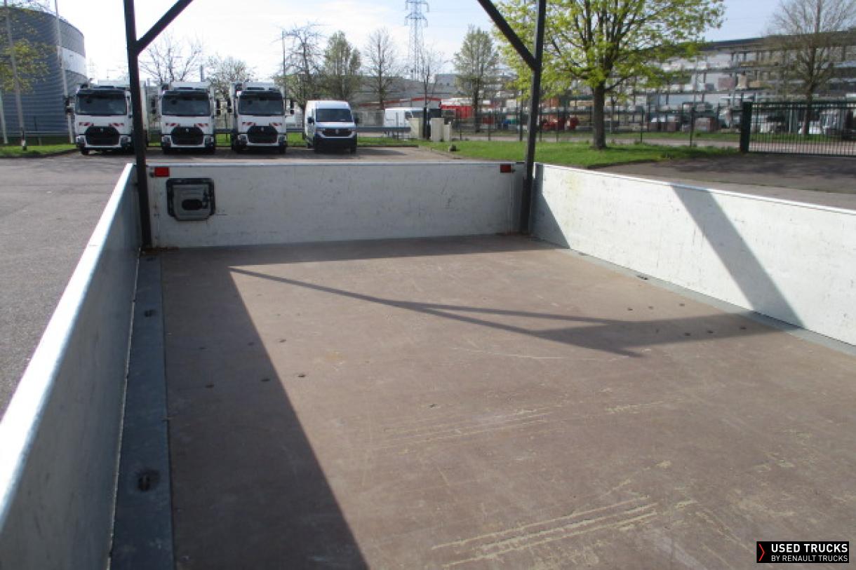 Renault Trucks Master 150