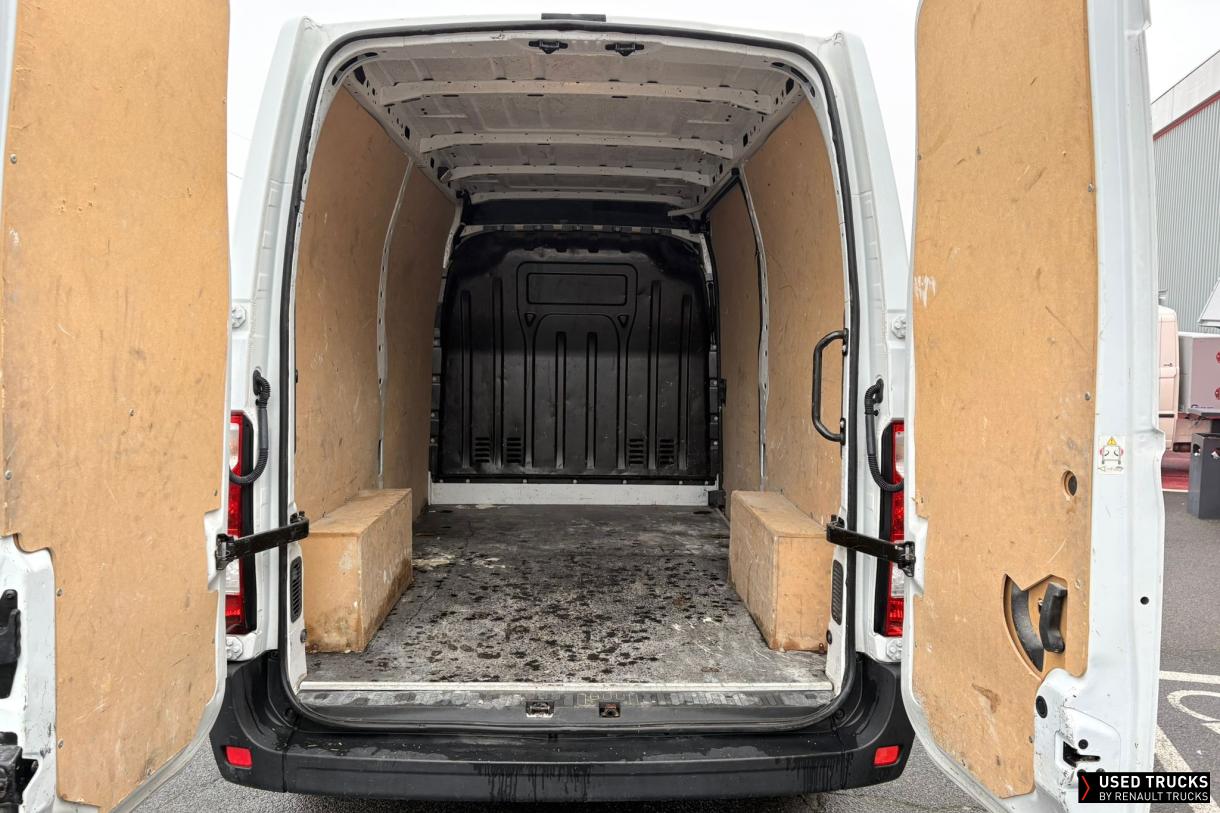 Renault Master 130