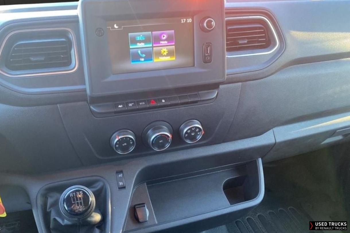 Renault Master 145
