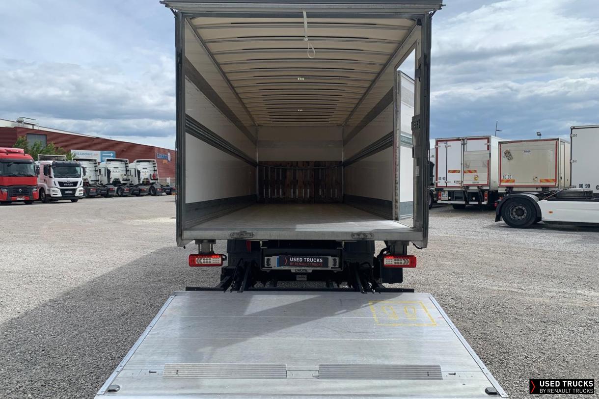 Renault Trucks D 240